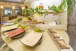 Grand Anka Hotel