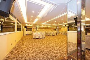 Grand Anka Hotel