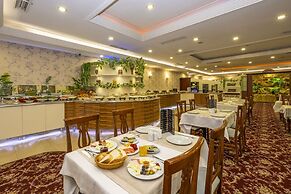 Grand Anka Hotel