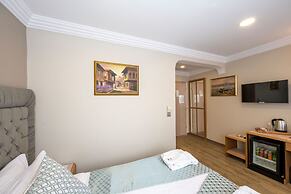 Grand Anka Hotel