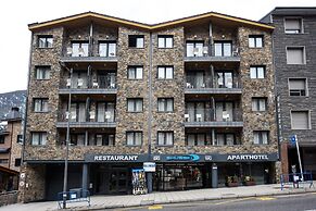 Apartaments Shusski by Nexta.