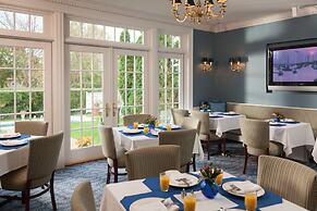 Harbor Light Inn