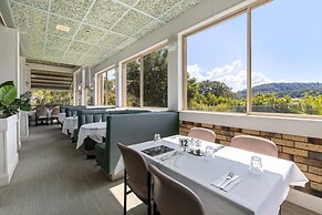 Sanctuary Resort & TreeHouse Restaurant