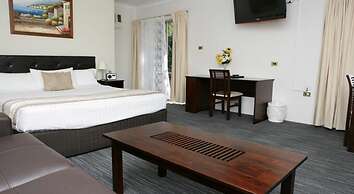 Sanctuary Resort & TreeHouse Restaurant