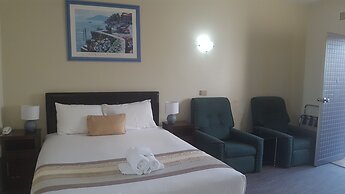 Sanctuary Resort & TreeHouse Restaurant