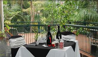 Sanctuary Resort & TreeHouse Restaurant