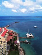 Simpson Bay Resort, Marina & Spa