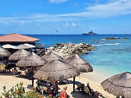 Simpson Bay Resort, Marina & Spa