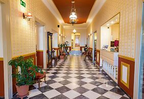 Halepa Hotel