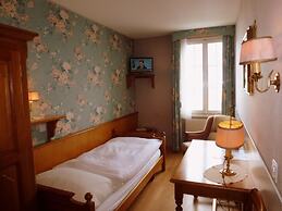 Central Continental Hotel