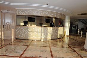Le Zenith Hotel