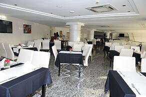 Le Zenith Hotel