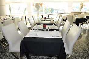 Le Zenith Hotel