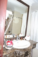 Le Zenith Hotel