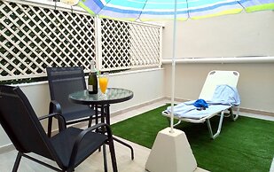 Caravel Apartment Hotel