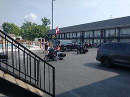 Niagara Falls Courtside Inn