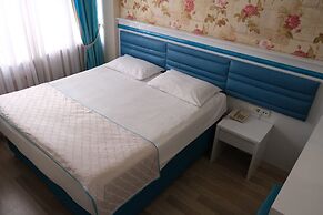 Star Holiday Hotel