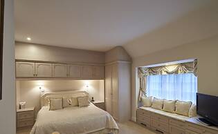 Hempstead House Hotel