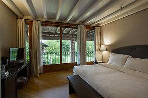 Santellone Resort