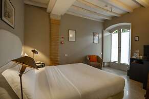 Santellone Resort