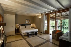 Santellone Resort