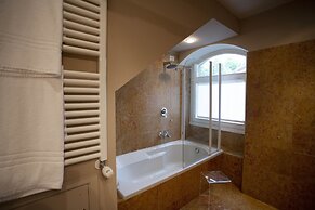 Santellone Resort