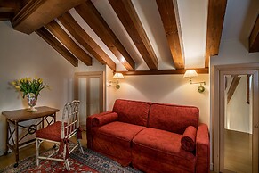 Villa Franceschi Hotel & Resort