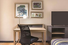 Country Inn & Suites by Radisson, Madison Southwest, WI