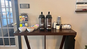 Country Inn & Suites by Radisson, Madison Southwest, WI
