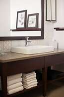Country Inn & Suites by Radisson, Madison Southwest, WI