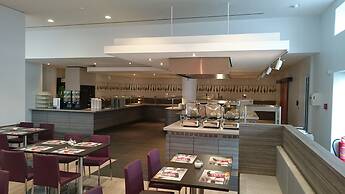 IntercityHotel Frankfurt Airport Terminal 3