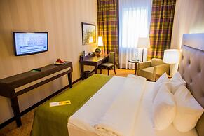 Petro Palace Hotel