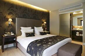 The Y Hotel
