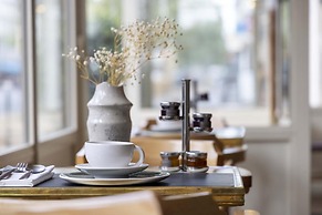 Le Petit Beaumarchais Hotel & Spa
