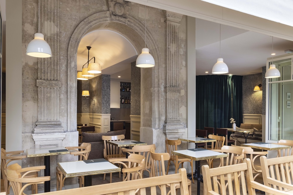 Le Petit Beaumarchais Hotel & Spa