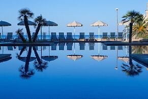 Caprice Skyline Aparthotel