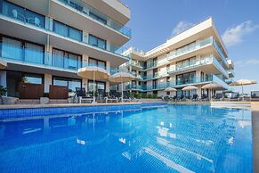 Caprice Skyline Aparthotel