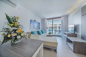Caprice Skyline Aparthotel