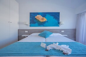 Caprice Skyline Aparthotel