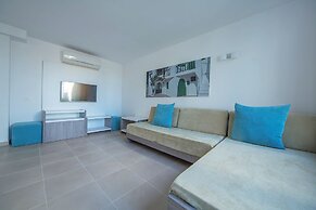 Caprice Skyline Aparthotel