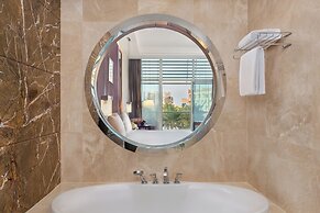 Al Raha Beach Resort & Spa