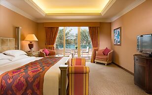 Al Raha Beach Resort & Spa