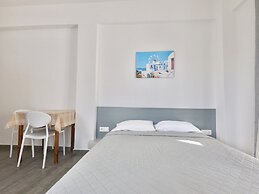Anny Studios & Rooms Perissa Beach