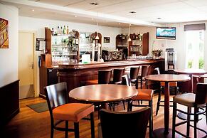 Brit Hotel Nantes St Herblain - Le Kerann
