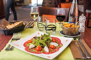 Brit Hotel Nantes St Herblain - Le Kerann