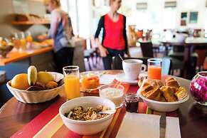 Brit Hotel Nantes St Herblain - Le Kerann