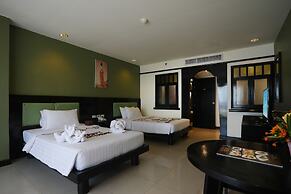 Woraburi Phuket Resort & Spa