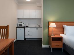Leisure Inn Spires