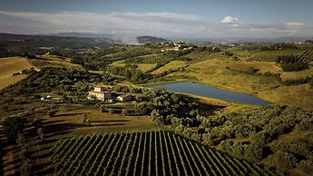 COMO Castello Del Nero