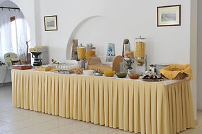 Hotel Eri